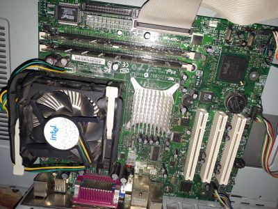 Лот: 11967906. Фото: 1. Комплект Celeron d 325 + mb... Комплекты запчастей