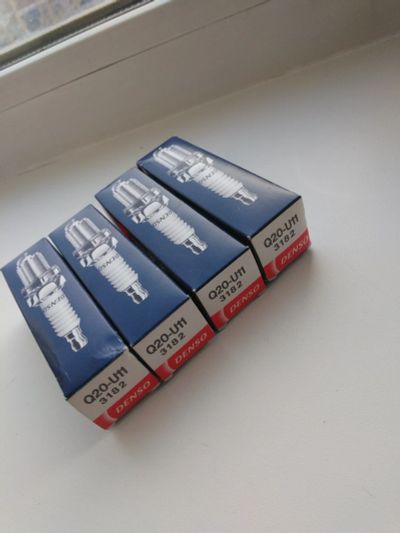 Лот: 15505481. Фото: 1. Свеча зажигания Denso Q20-U11. Двигатель и элементы двигателя