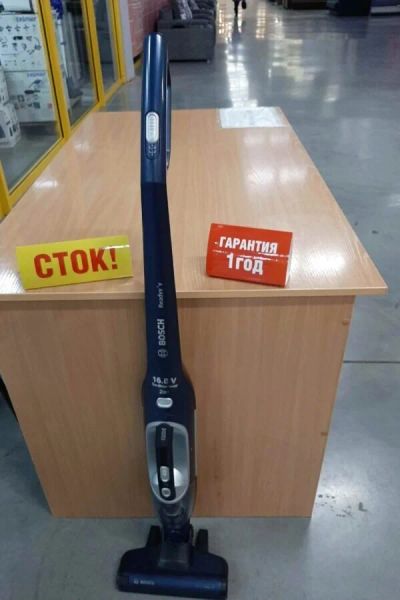 Лот: 15156296. Фото: 1. Пылесос ручной bosch bbh216rb3. Пылесосы, паровые швабры