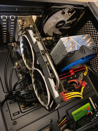 Лот: 19659114. Фото: 1. Видеокарта Msi armor RX 570 4gb. Видеокарты