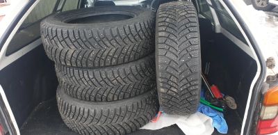 Лот: 16648153. Фото: 1. Michelin x-ice north 4 205/65... Шины