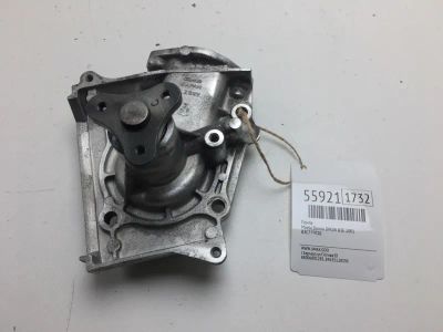 Лот: 20397881. Фото: 1. Помпа Mazda Demio 2001 B3C715010... Другое (автозапчасти)