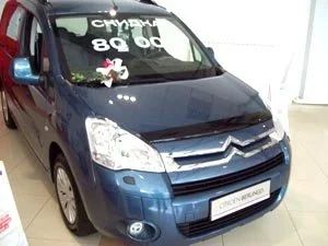 Лот: 12710646. Фото: 1. Дефлектор капота Citroen Berlingo... Детали тюнинга