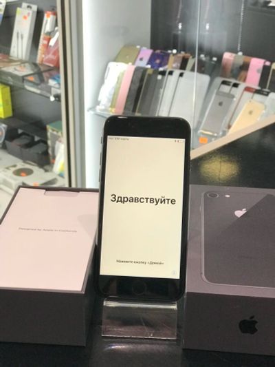 Лот: 11338853. Фото: 1. iPhone 8 64Gb Space Gray рст. Смартфоны