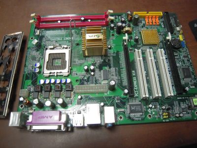 Лот: 11745883. Фото: 1. Материнская плата EPoX EP-5P945C... Материнские платы