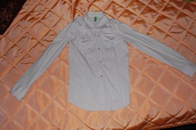 Лот: 3263185. Фото: 1. Блузка Benetton на девочку 8-10... Рубашки, блузки, водолазки