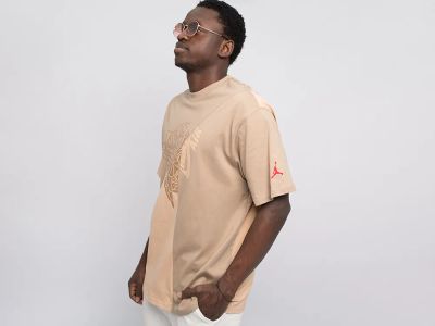 Лот: 24979386. Фото: 1. Футболка Jordan x Travis Scott. Футболки, поло
