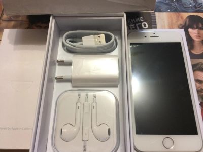 Лот: 9155989. Фото: 1. IPhone 6, Gold, lte, Touch ID... Смартфоны