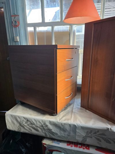 Лот: 25898935. Фото: 1. Тумба. Тумбы