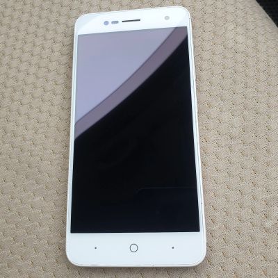 Лот: 16803852. Фото: 1. ZTE blade v8 mini. Дисплеи, дисплейные модули, тачскрины