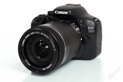 Лот: 2833504. Фото: 1. Canon EOS 550D бу. Цифровые зеркальные