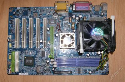 Лот: 2955088. Фото: 1. Gigabyte GA-8SG667 + P4 1.8 GHz... Материнские платы