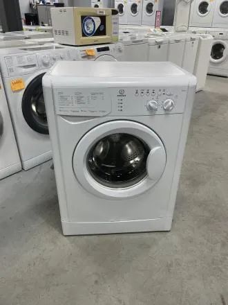 Лот: 21325285. Фото: 1. стиральная машина indesit б/у... Стиральные машины