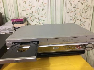 Лот: 17021635. Фото: 1. DVD/VHS Видеоплеер LG DC-366 Описание. DVD, Blu-Ray плееры