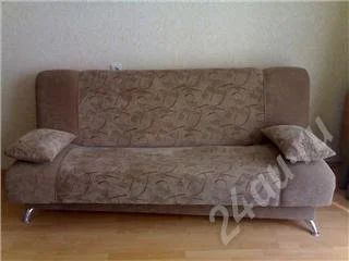 Лот: 483004. Фото: 1. диван отличный с небольшим дефектом. Диваны