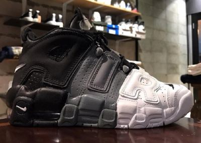 Лот: 10823195. Фото: 1. Кроссовки Nike Air More Uptempo... Кеды, кроссовки, слипоны