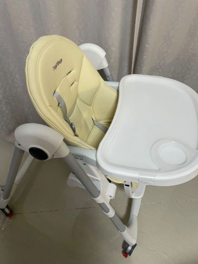 Лот: 19533917. Фото: 1. Стульчик для кормления peg perego. Стульчики для кормления