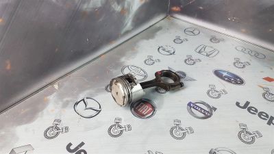 Лот: 23585466. Фото: 1. Поршень с шатуном Toyota Cami... Двигатель и элементы двигателя