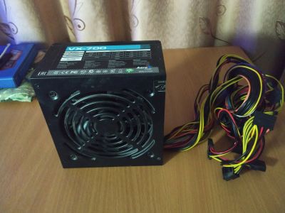 Лот: 16470615. Фото: 1. Блок питания AeroCool VX700 700W. Корпуса, блоки питания