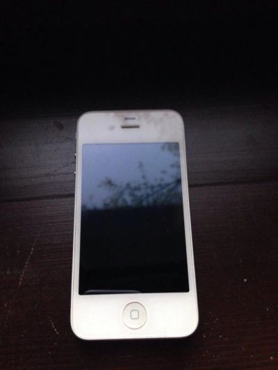Лот: 5538076. Фото: 1. Iphone 4. Смартфоны