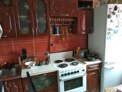 Лот: 12143326. Фото: 1. Сдам комнату одинокой девушке. Квартиры, студии