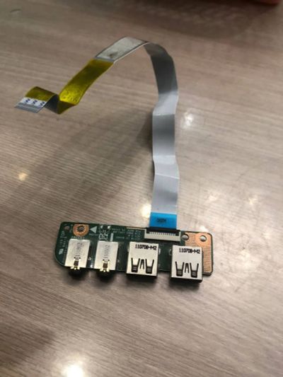 Лот: 20581067. Фото: 1. Доп.плата с Usb портом и аудио... Платы расширения, контроллеры, доп. порты