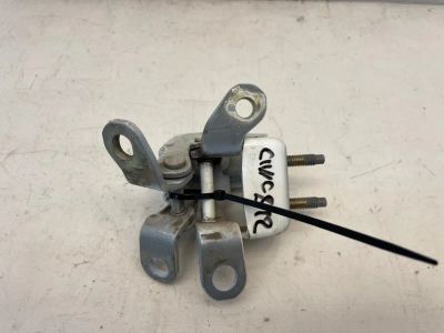 Лот: 22459100. Фото: 1. кронштейн двери Honda Civic Ferio... Двигатель и элементы двигателя