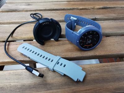 Лот: 16236787. Фото: 1. Смарт часы Amazfit Verge Lite. Смарт-часы, фитнес-браслеты, аксессуары