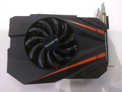Лот: 10837145. Фото: 1. Видеокарта GeForce GTX1070 Gigabyte... Видеокарты