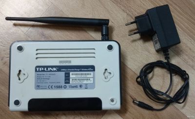 Лот: 15427442. Фото: 1. Маршрутизатор TP-Link TL-WR542G. Маршрутизаторы (роутеры)