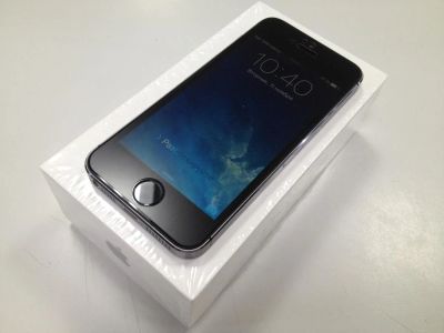 Лот: 4733143. Фото: 1. iPhone 5S 32Gb Space Gray. РСТ... Смартфоны