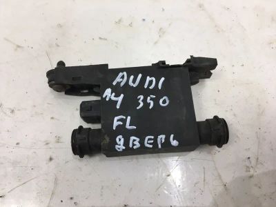Лот: 21715797. Фото: 1. Реле обогрева личинки замка Audi... Кузов