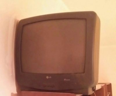 Лот: 11023533. Фото: 1. Телевизор LG полностью исправен... Телевизоры