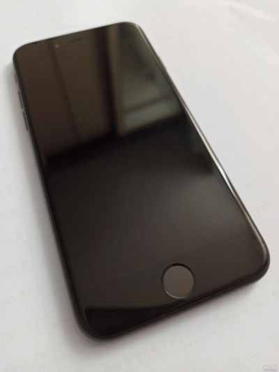 Лот: 15550874. Фото: 1. Iphone 7 128 Black. Смартфоны
