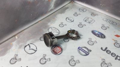Лот: 23583855. Фото: 1. Шатун Volkswagen Golf AEX 036198401. Двигатель и элементы двигателя