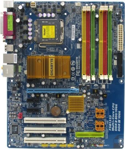 Лот: 11785107. Фото: 1. Отличная мать под LGA 775: Gigabyte... Материнские платы