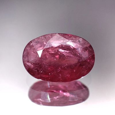 Лот: 21558255. Фото: 1. 4.10 ct. Рубин овал, Heated (Мозамбик... Драгоценные и поделочные камни
