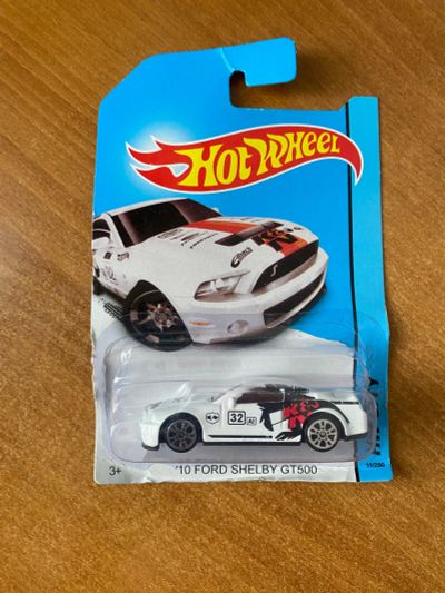 Лот: 25762818. Фото: 1. Машинка Hot Wheel 2010 Ford Shelby... Машины и техника