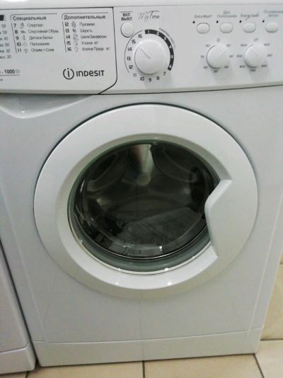 Лот: 12666224. Фото: 1. Стиральная машина Indesit EWSC... Стиральные машины