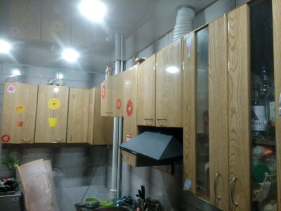 Лот: 8842445. Фото: 1. 7 навесных шкафчиков от кухонного... Кухонные гарнитуры