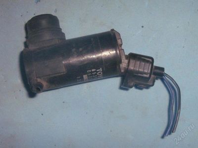 Лот: 2198560. Фото: 1. моторчик омывателя стекол toyota. Другое (автозапчасти)