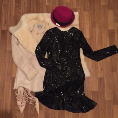Лот: 8335321. Фото: 1. дубленка BERSHka. Верхняя одежда