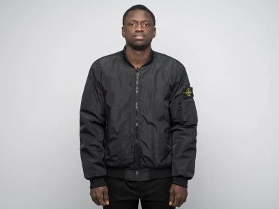 Лот: 21424015. Фото: 1. Бомбер Stone Island. Верхняя одежда
