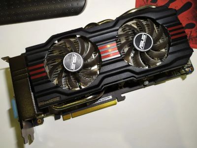 Лот: 15878775. Фото: 1. Видеокарта GTX770-DC2-2GD5. Видеокарты