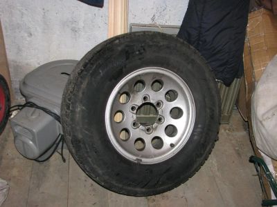 Лот: 3061109. Фото: 1. Продам остатки зимних шин Hankook... Шины