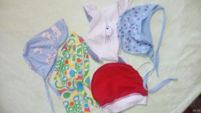 Лот: 13862841. Фото: 1. Шапочки чепчики носочки ог 40-42... Головные уборы