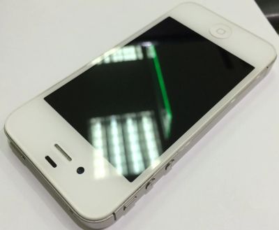 Лот: 5259581. Фото: 1. 113920 Apple iPhone 4S 16Gb White. Кнопочные мобильные телефоны