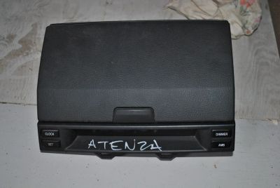 Лот: 7230408. Фото: 1. бардачок средний Mazda Atenza. Салон