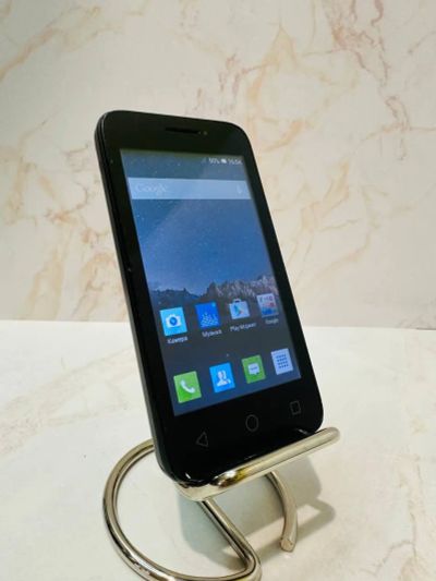 Лот: 21292568. Фото: 1. Смартфон Alcatel PIXI 3 4013D... Смартфоны