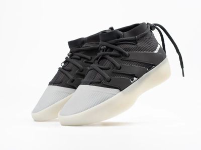Лот: 21775440. Фото: 1. Кроссовки Fear of God x Adidas... Кеды, кроссовки, слипоны
